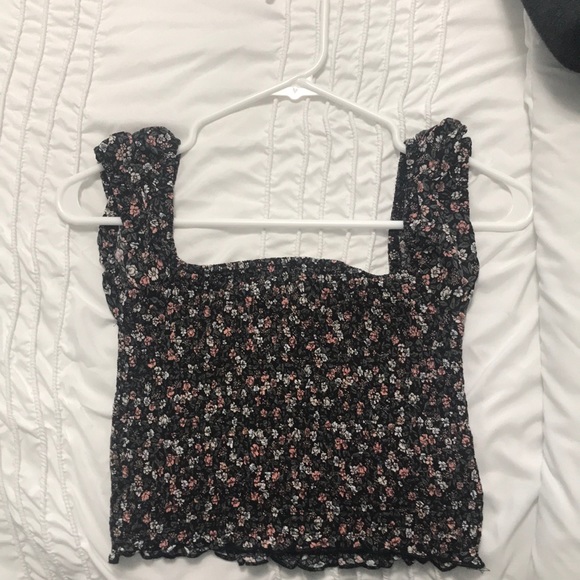 Cropped Top from Garage Size small - Picture 1 of 1